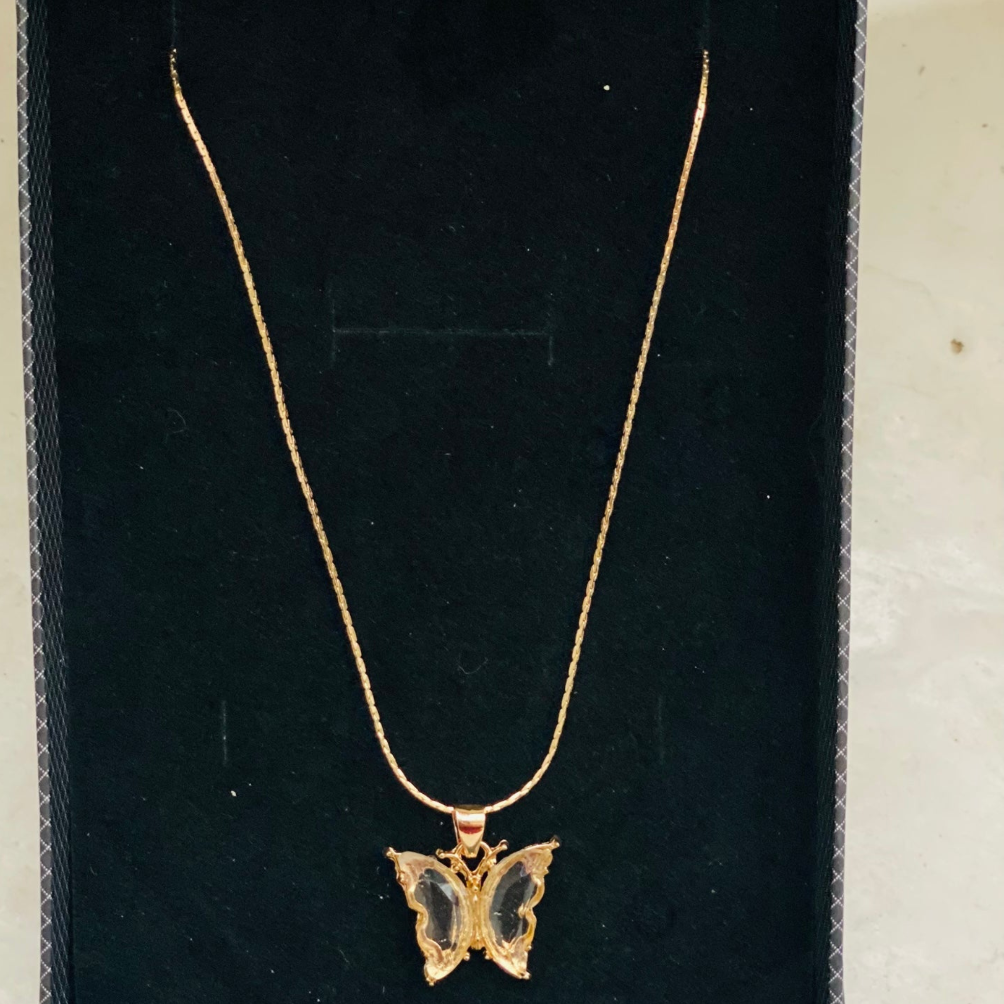 Luna Grace Pendant (for a simple, graceful design)In Different Colors