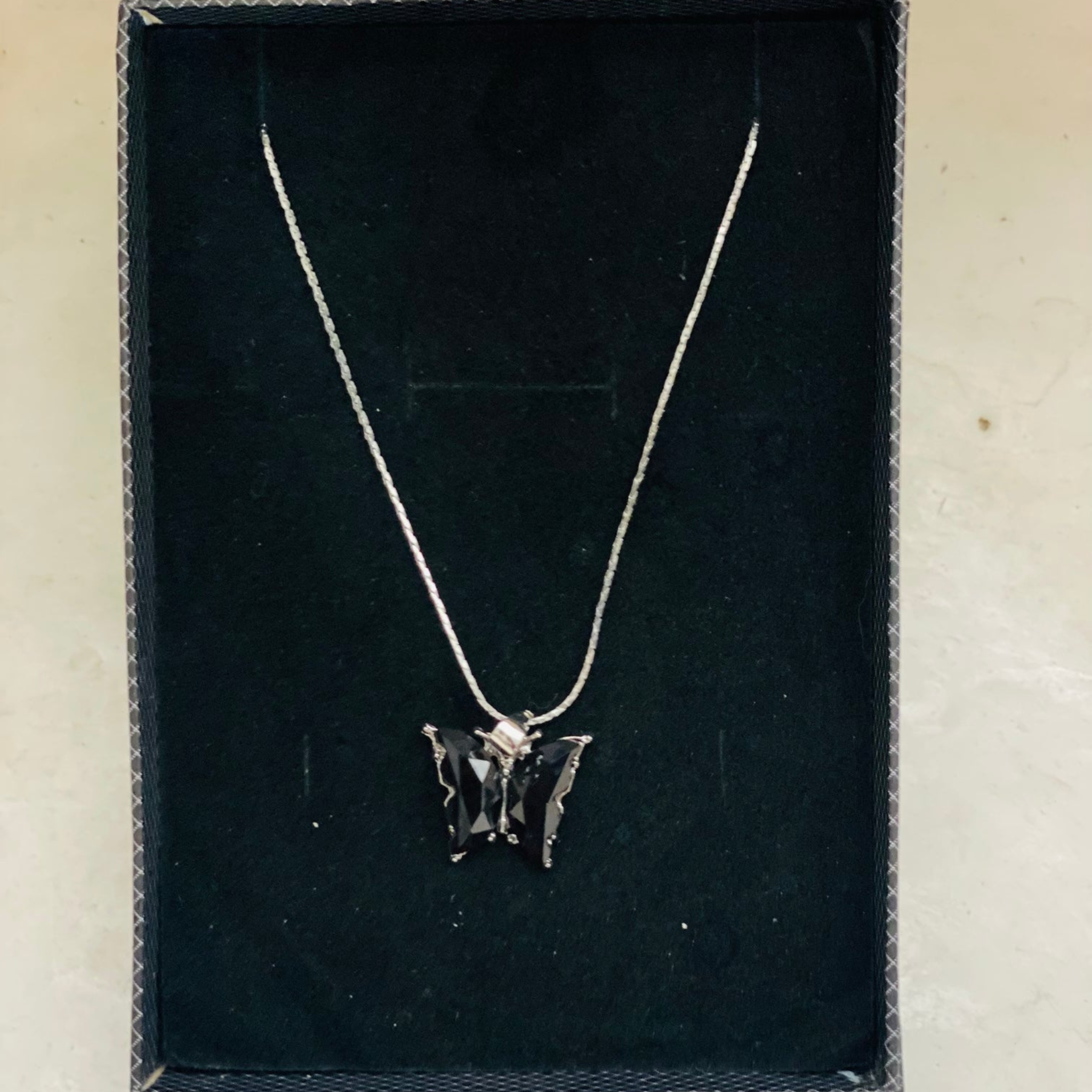 Luna Grace Pendant (for a simple, graceful design)In Different Colors