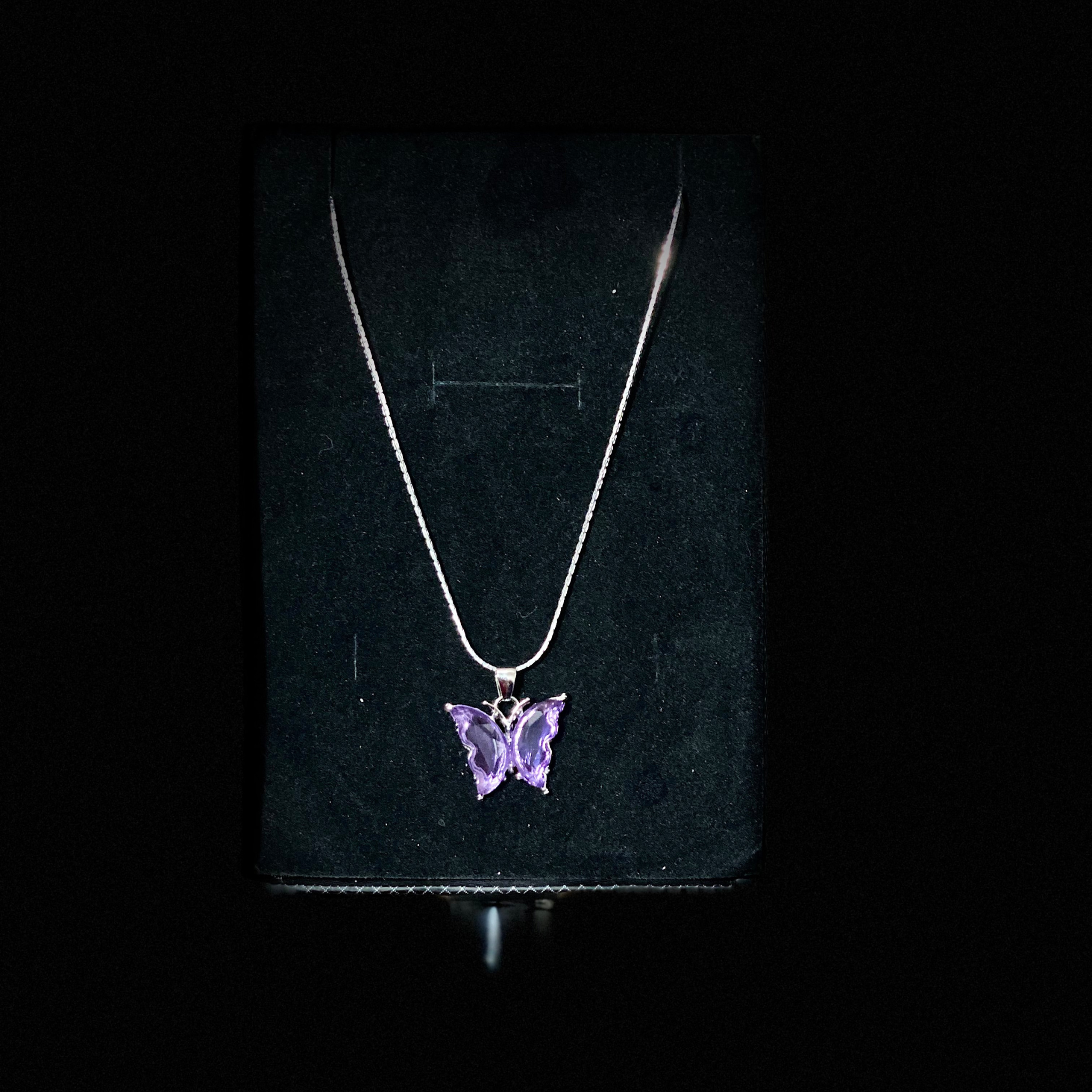 Luna Grace Pendant (for a simple, graceful design)In Different Colors
