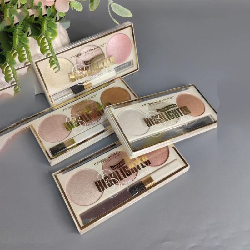 RADIANT glow with beauty & babe highlighter palette shimmering colors highlighters help to highlight ,define certain glowing nice palette pack